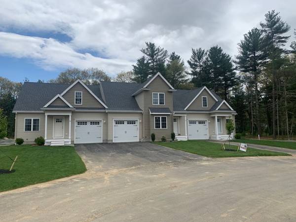 Carver, MA 02330,27 Santana Way #27