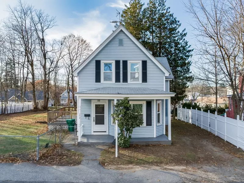 152 Bedford Ave, Lowell, MA 01854