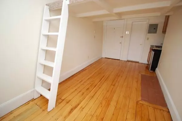 507 Beacon #10, Boston, MA 02215