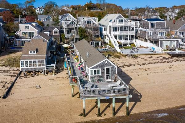 437 Commercial Street, Provincetown, MA 02657