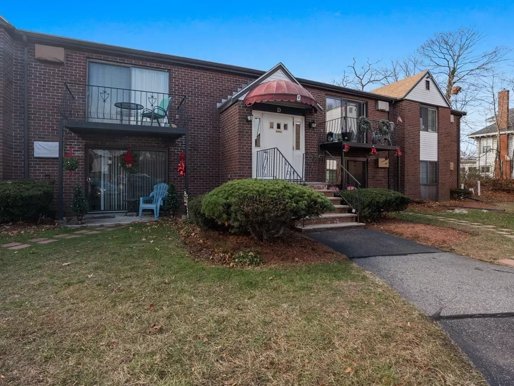 Saugus, MA 01906,141 Essex St #D8