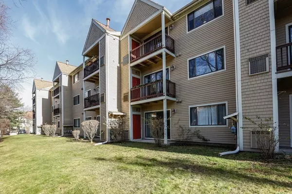 Haverhill, MA 01832,109 Hunters Run #109