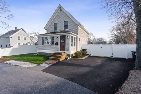 22 Elder Ave, Kingston, MA 02364