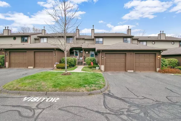 21 Ash Lane #21, Agawam, MA 01001