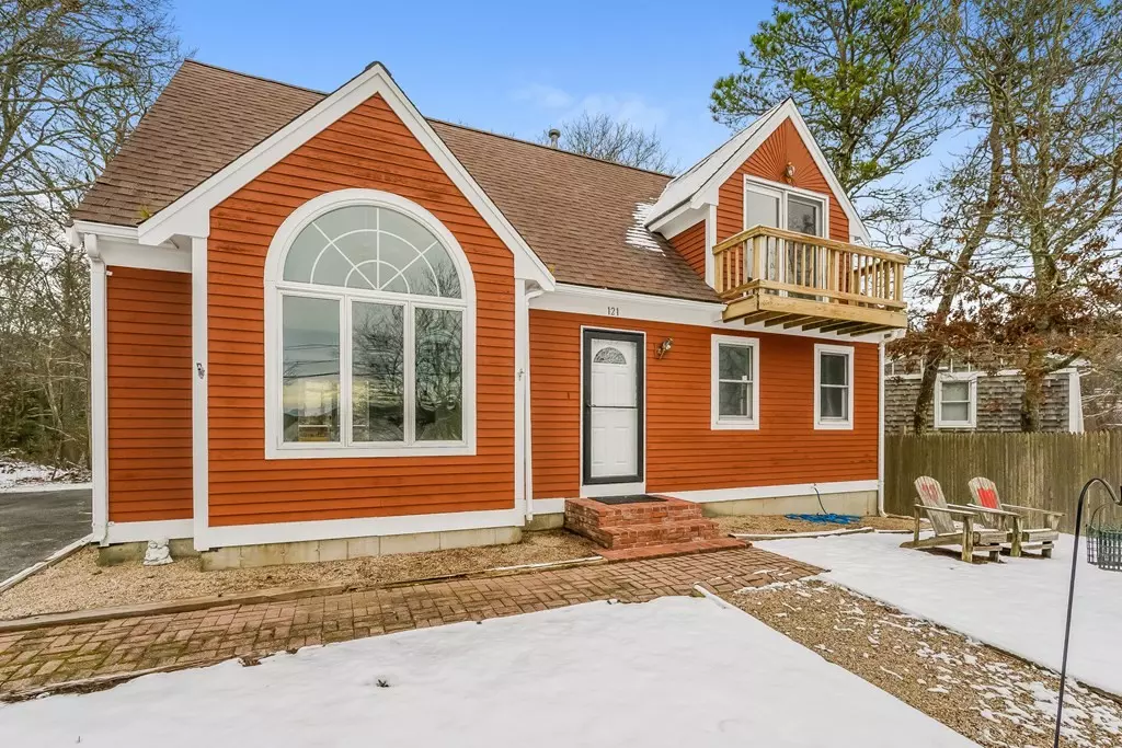 Falmouth, MA 02536,121 Pinecrest Beach Dr.