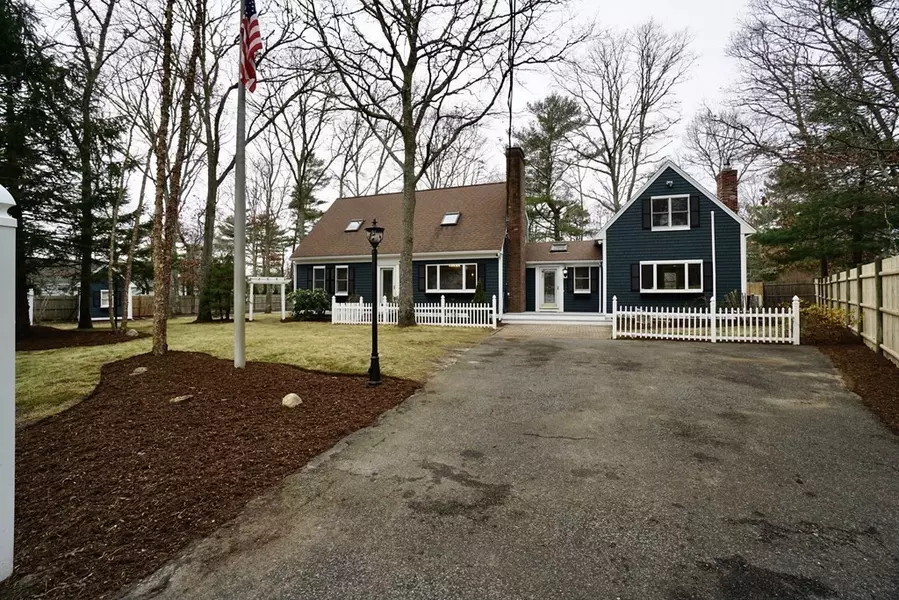44 Avalon Circle, Barnstable, MA 02655