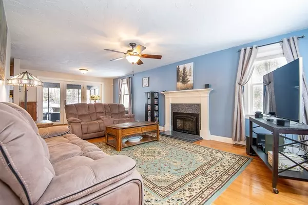 Westminster, MA 01473,15 Scenic Drive