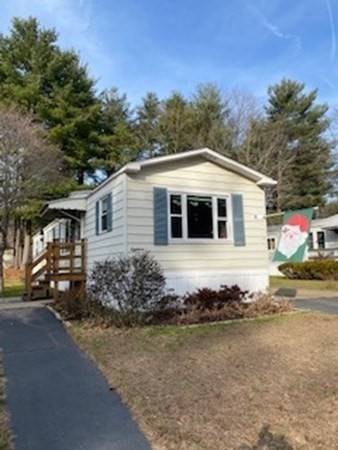 North Attleboro, MA 02760,18 Woodchip Sq