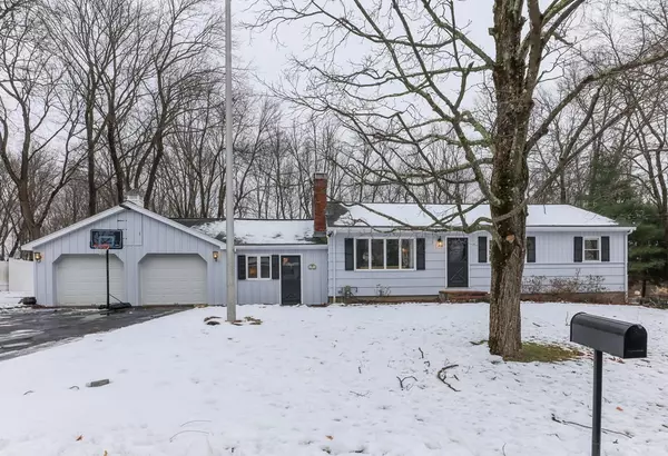 10 Lillian Road, Acton, MA 01720