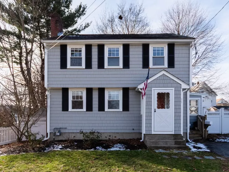 55 Brookfield Rd, Norwood, MA 02062