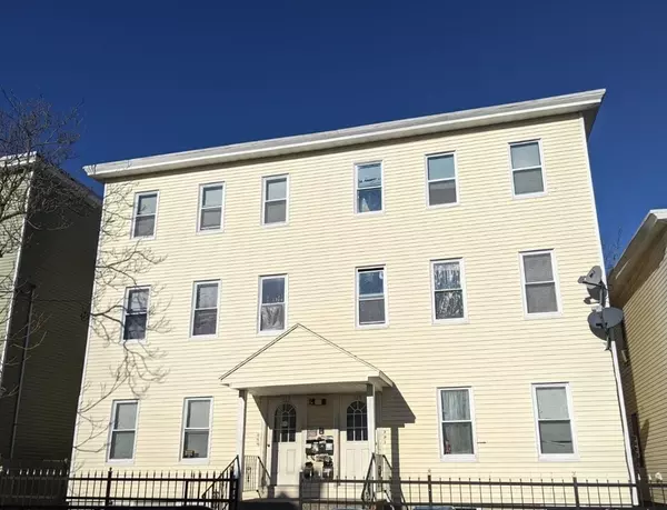 124-126 Farnham St, Lawrence, MA 01843