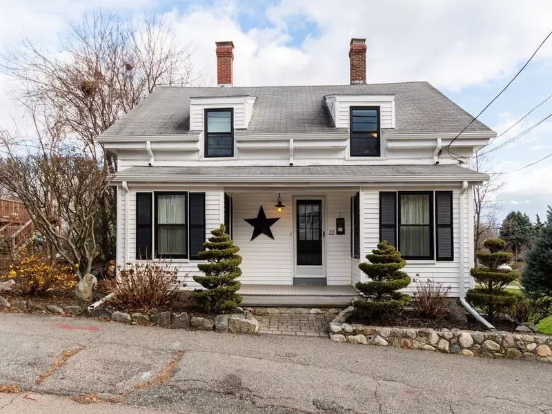 22 Lenox St, Norwood, MA 02062