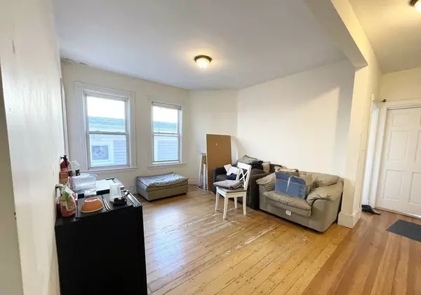 Boston, MA 02120,17 Sachem Street #3