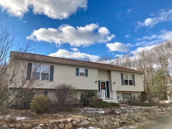 249 Chace Rd, Freetown, MA 02717