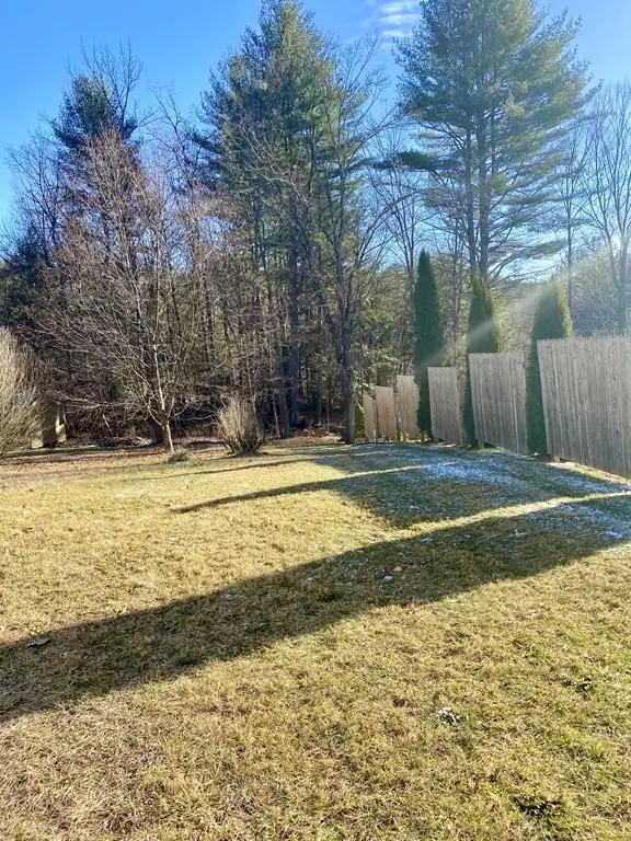 Huntington, MA 01050,39 Basket Street