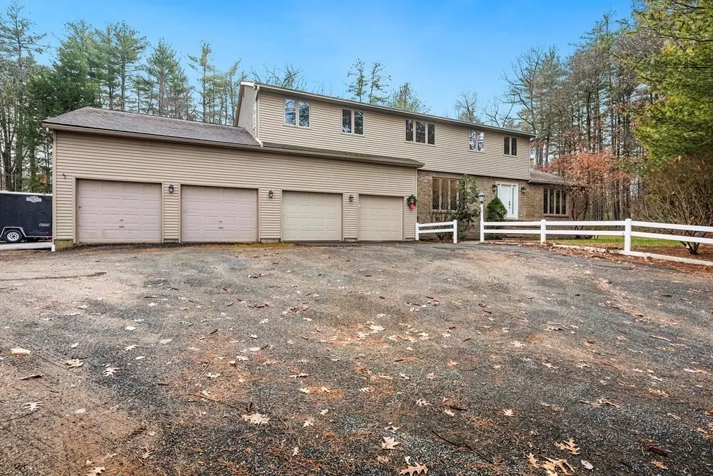 Southampton, MA 01073,47 Strong Rd