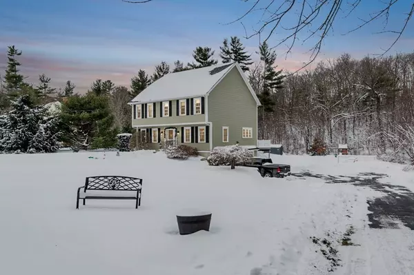 North Brookfield, MA 01535,52 Shore Rd