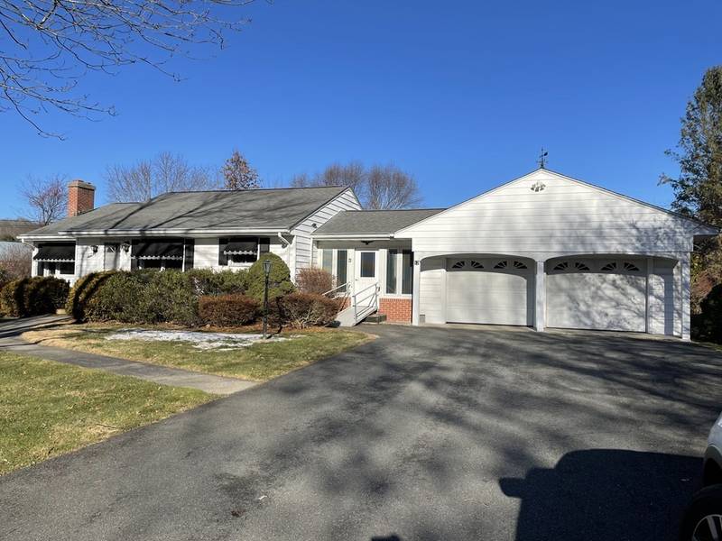 12 Mountain Drive, Hatfield, MA 01066