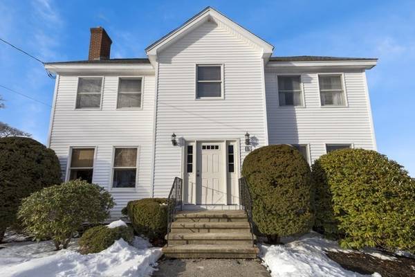 19 Lafayette Pl, Woburn, MA 01801