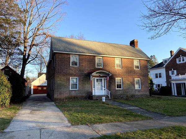 55 Bellevue Ave, Springfield, MA 01108