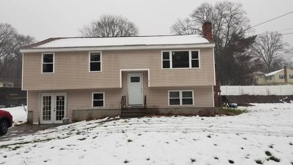 3 Essex Ave, Milford, MA 01757