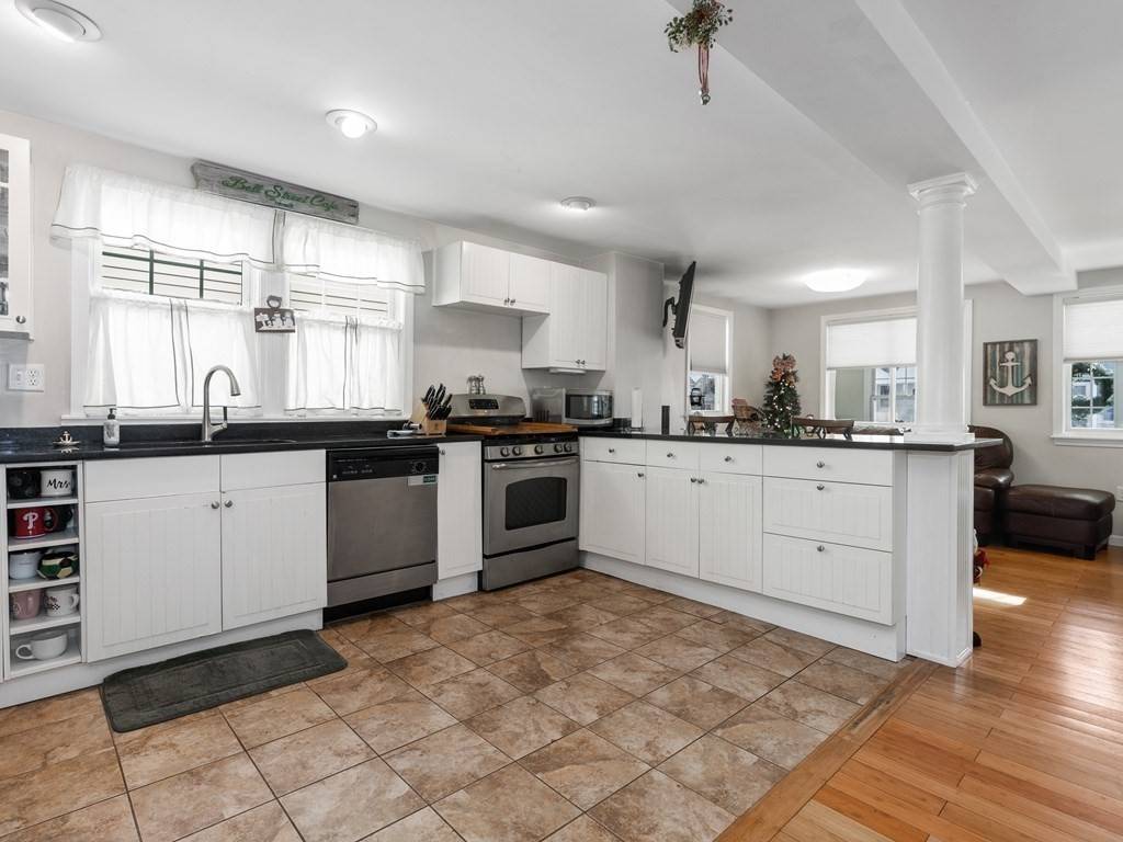 Quincy, MA 02169,14 Bell St