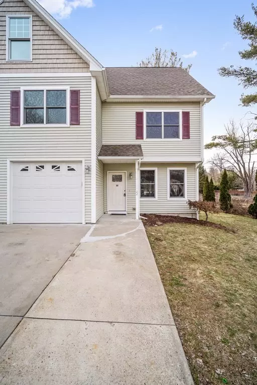 Agawam, MA 01001,22 Moore St #22