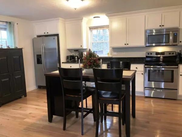 Blackstone, MA 01504,107 Canal St #B