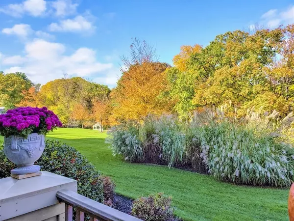 Canton, MA 02021,59 Walpole St #111