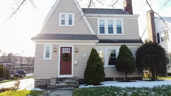 16 Bay State, Worcester, MA 01606