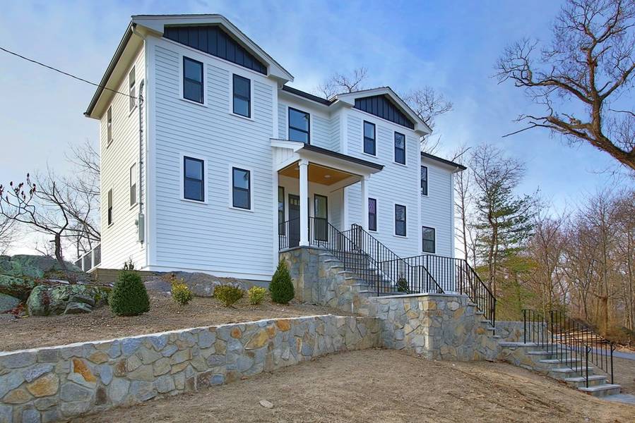 30 Grove, Hingham, MA 02043