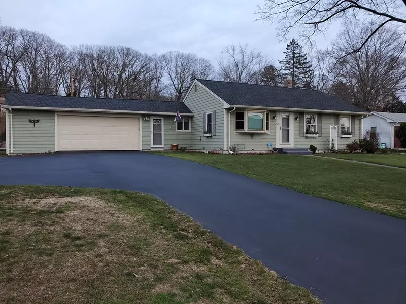 615 Mendon Road, Cumberland, RI 02864