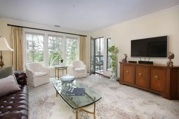 78 Forest Ridge Rd #304, Concord, MA 01742