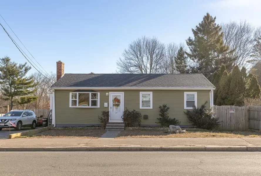 127 E Ashland St, Brockton, MA 02302