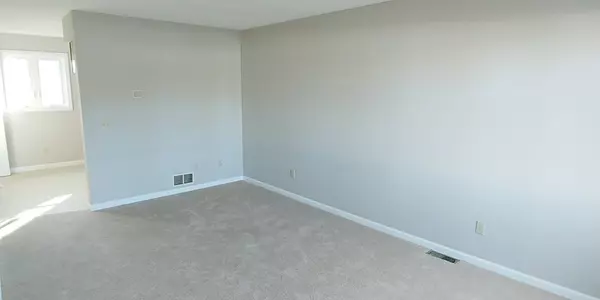 Springfield, MA 01119,110 Lamplighter Lane #J