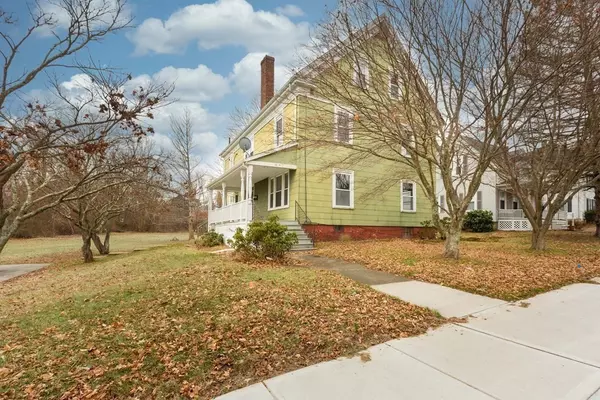 Bridgewater, MA 02324,28 Stetson