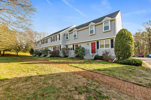 161 Winter St #8, Hanson, MA 02341