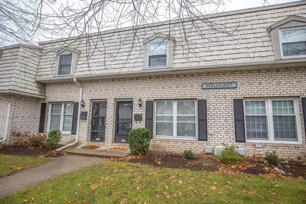 125 Corey Colonial #125, Agawam, MA 01001