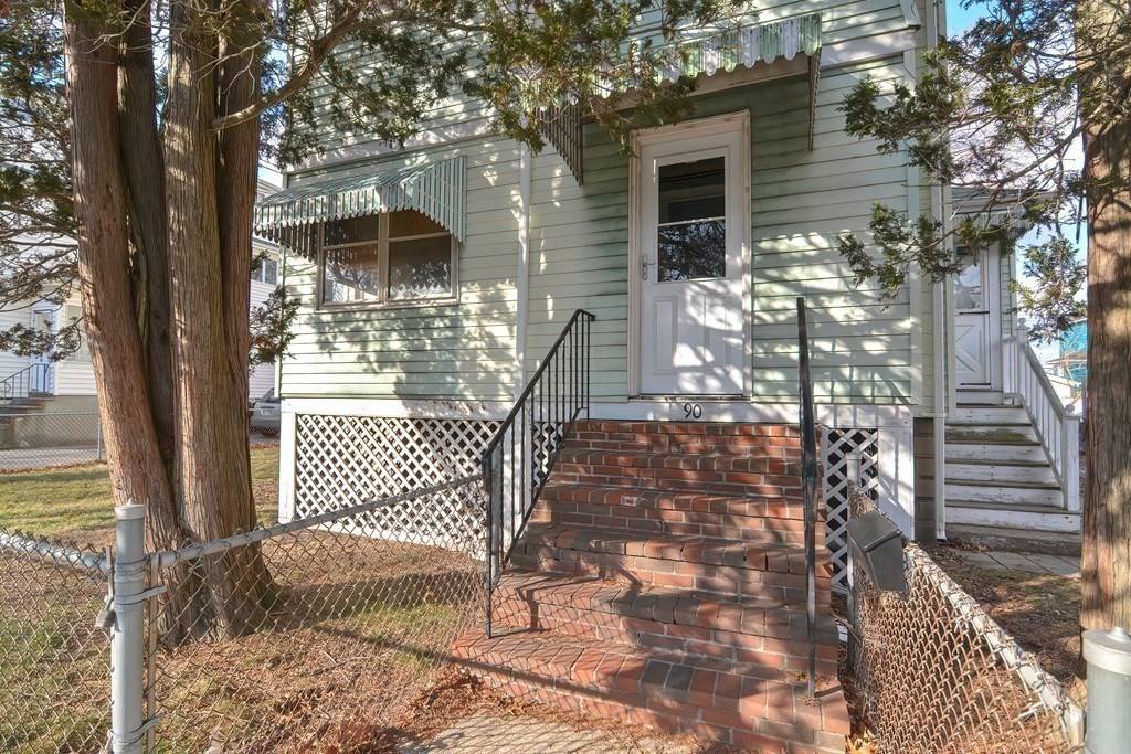 Medford, MA 02155,90 Golden Ave