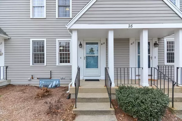 Halifax, MA 02338,414 Twin Lakes Dr #414