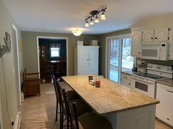Millbury, MA 01527,3 Rollie Shepard Dr