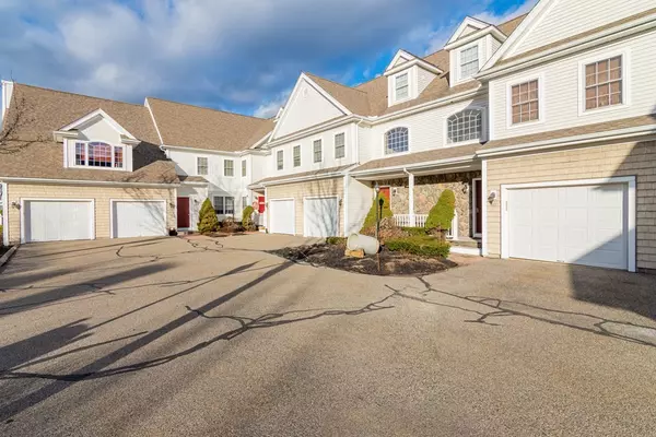 Abington, MA 02351,511 Hampton Way #511
