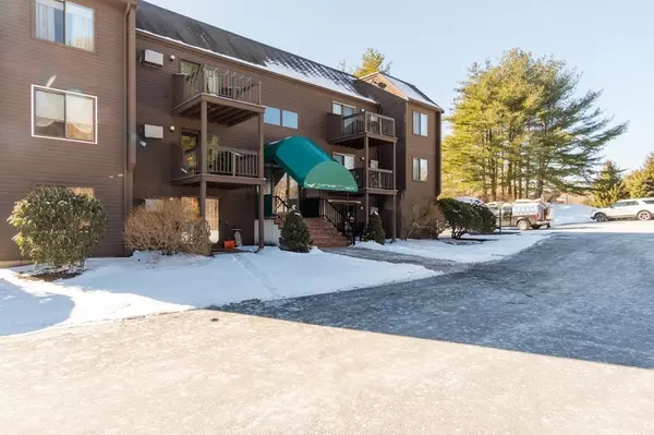 200 Colonial Dr #302, Ipswich, MA 01938