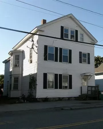 27 N Main St, Webster, MA 01570