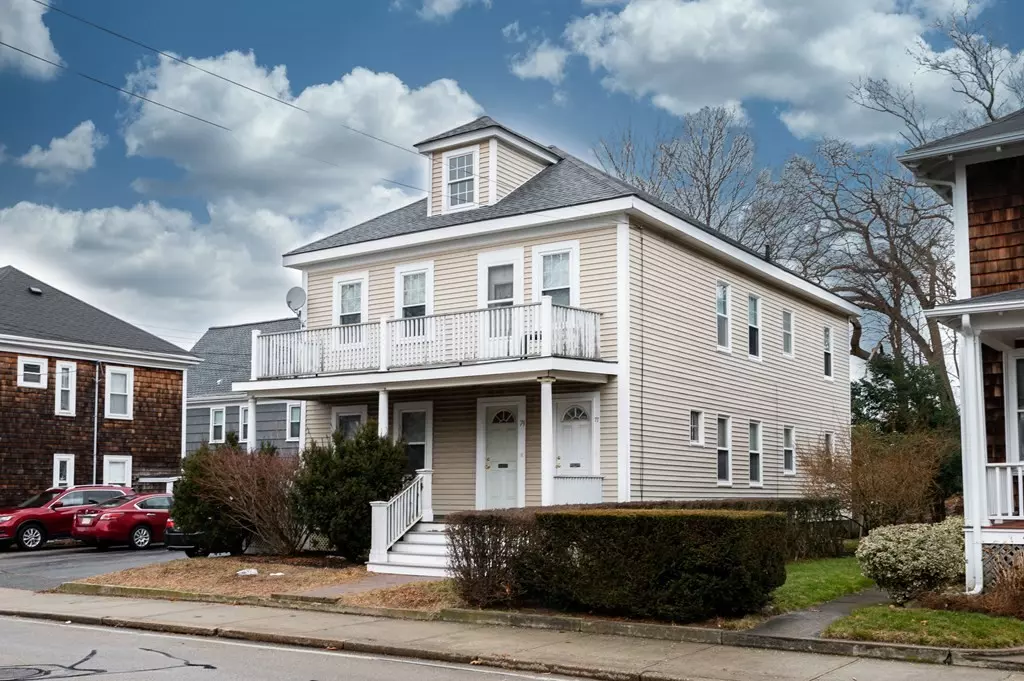 Plymouth, MA 02360,77-79 Oak St