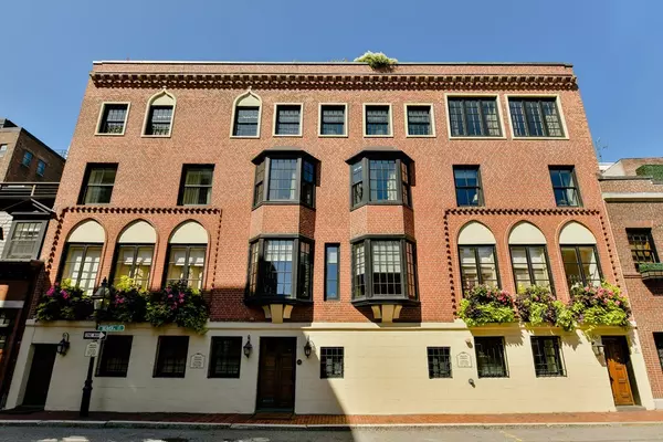 21 Beaver Place #PH, Boston, MA 02108