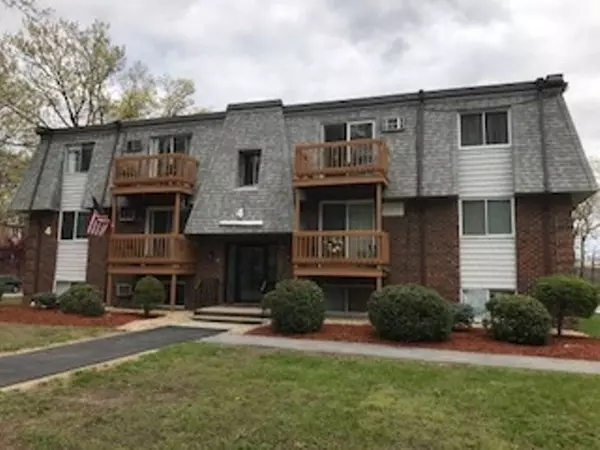 4 Hazelwood Ave #11, Dracut, MA 01826