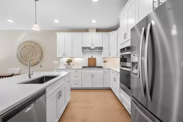 Upton, MA 01568,25 Jackson Drive #27