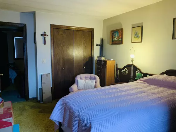 Agawam, MA 01001,6 Beekman Drive #6