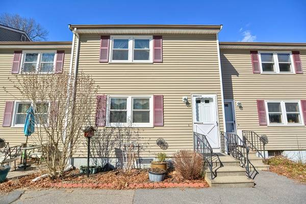 2 Bryant Street #E, Freetown, MA 02702